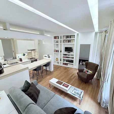 Campo Dei Fiori Modern Apartment With Terrace Рим Екстериор снимка