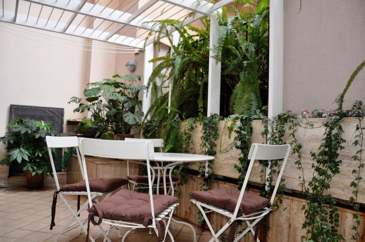 Campo Dei Fiori Modern Apartment With Terrace Рим Екстериор снимка