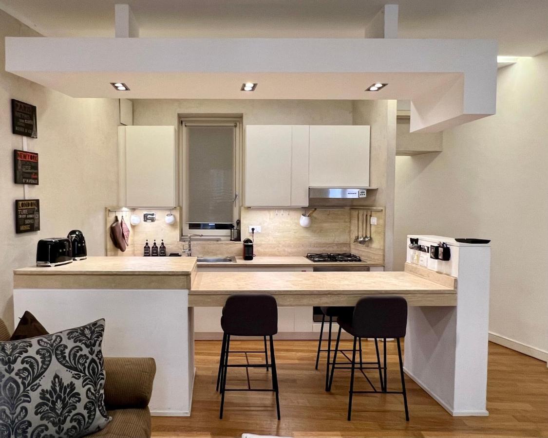 Campo Dei Fiori Modern Apartment With Terrace Рим Екстериор снимка
