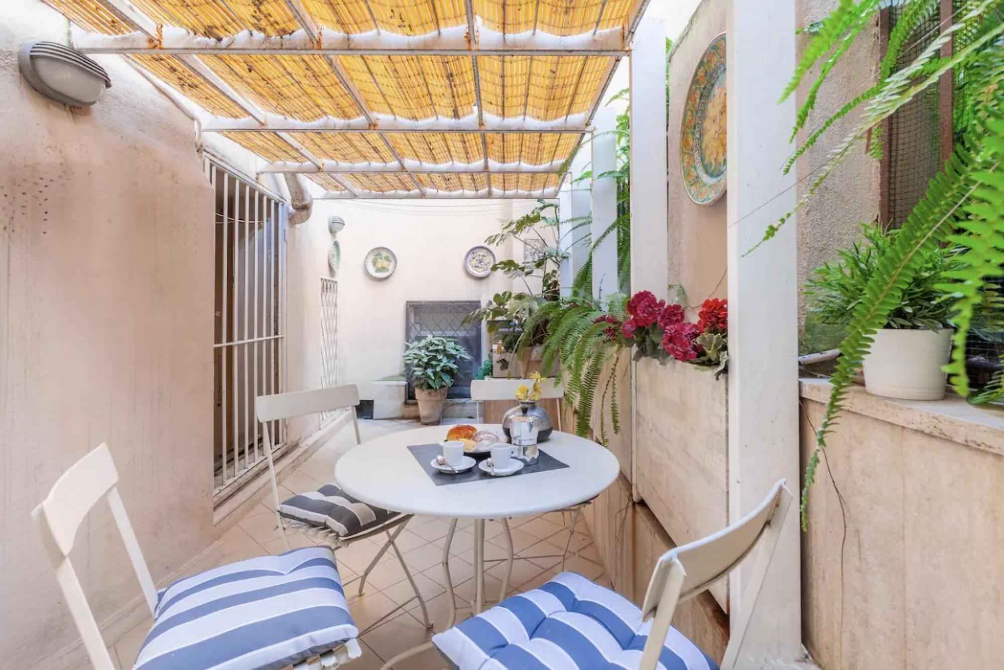 Campo Dei Fiori Modern Apartment With Terrace Рим Екстериор снимка